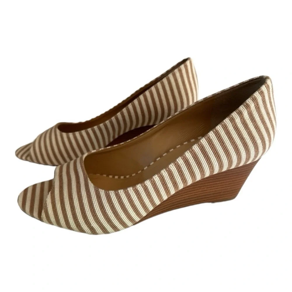 TALBOTS Royce Striped Wedge Peep Toe Sandal 9